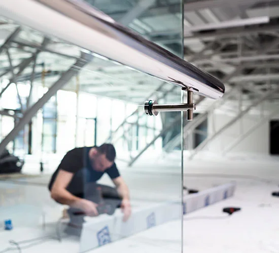 Clermont, FL highly skilled glass repair technicians
